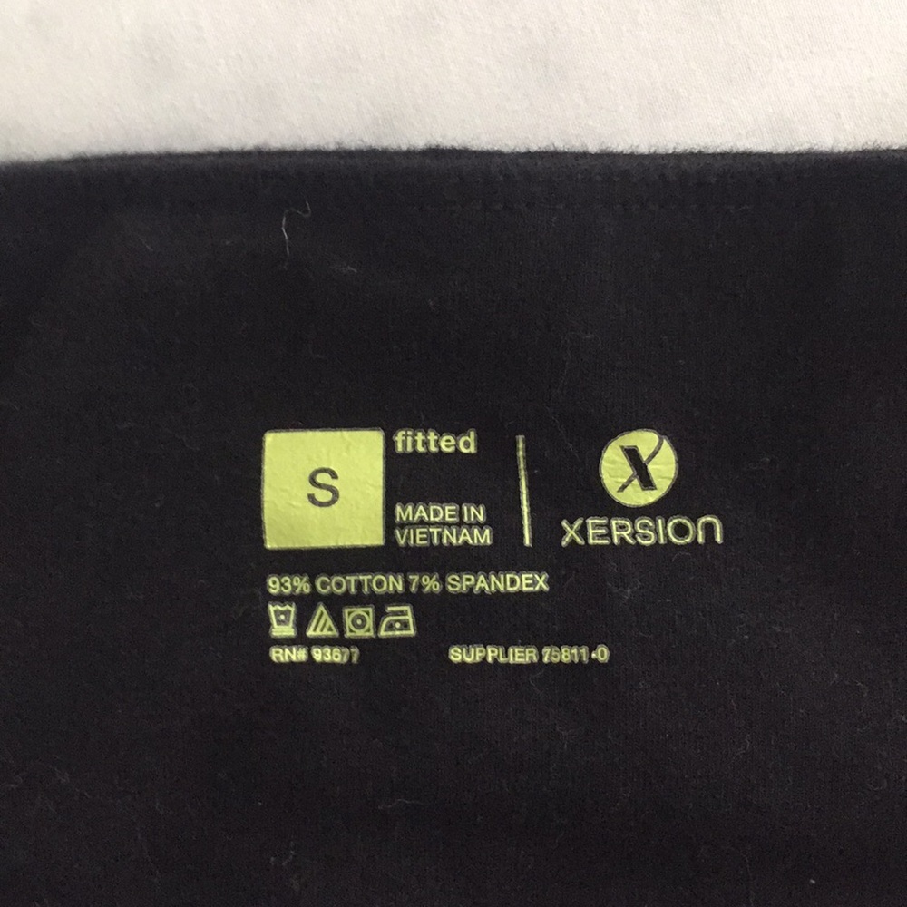 black capris - Picture 4 of 4